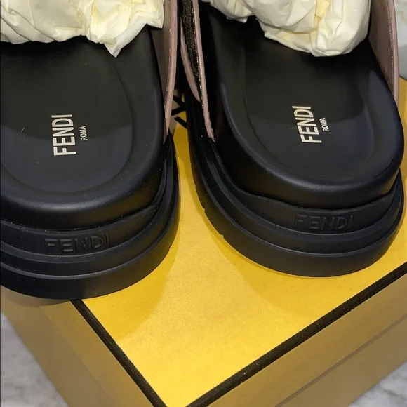 Fendi Men's Black and Brown Monogram Loafers - Picture 6 of 10